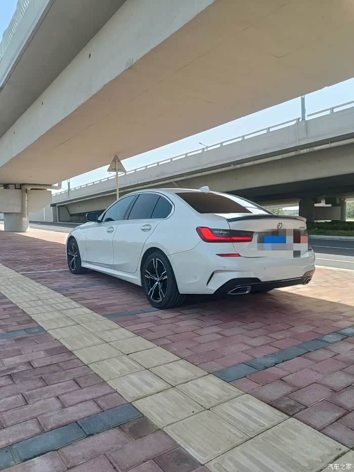 自用21年6月宝马325im运动3139有喜欢的带价格