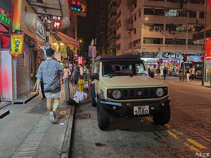 香港街头随手拍车拍到了改装吉姆尼和其他改装车