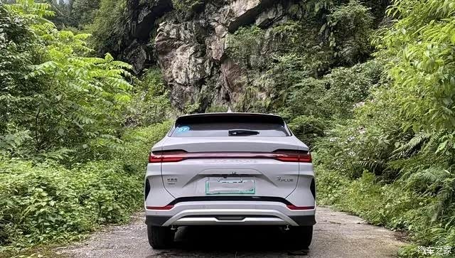 比亚迪宋plusdmi荣耀版用车体验