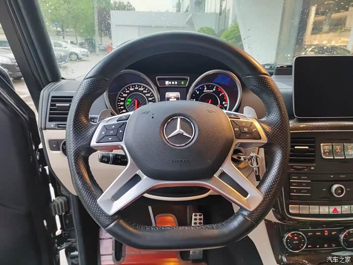 最新到店2017年上户奔驰amgg63edition