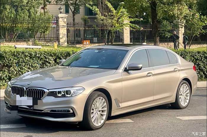 明盘出售个人19年宝马530li领先豪华一台一手车实