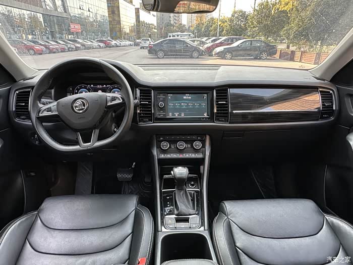 斯柯达柯迪亚克2019款改款tsi3305座两驱豪