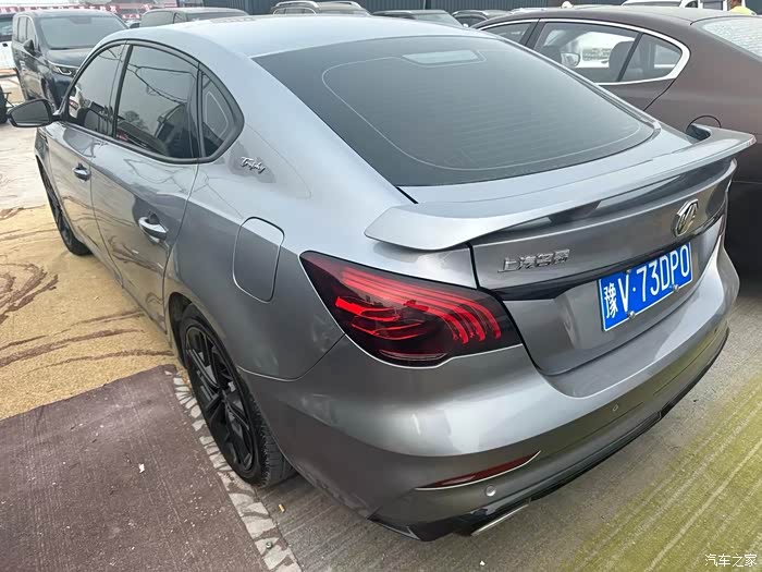 新到21年名爵6旗舰版电动座椅真皮座椅液晶仪表大屏导