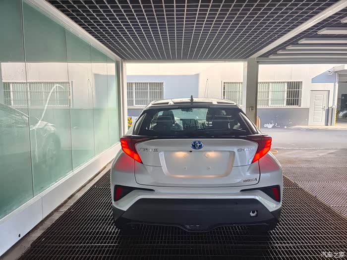 【图】卖准新车,双擎chr尊贵版_丰田c-hr论坛_汽车之家论坛