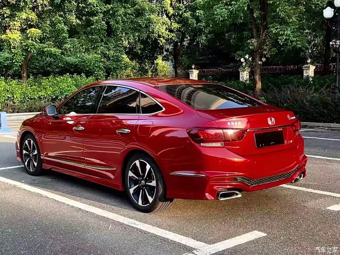 本田思铂睿16年上牌24si最顶配