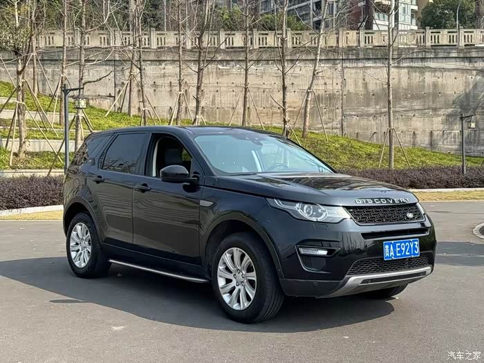 18年路虎神行四驱五座成色新惨1188可以低首付零