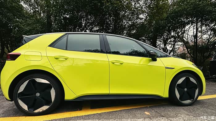 【图】内外兼修 ID3自配软硬件与酸性绿车衣实现100%同步_大众ID.3论坛_汽车之家论坛