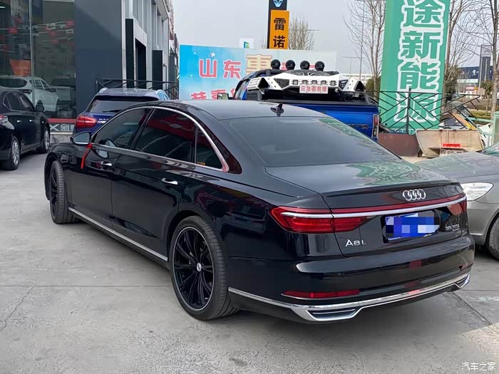 批发出20年奥迪a8l,55豪华,一手车,金属件原车漆,7万