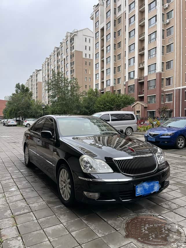 出辆红旗盛世 车况不好不要钱 如有事故 烧机油 车您直接开走