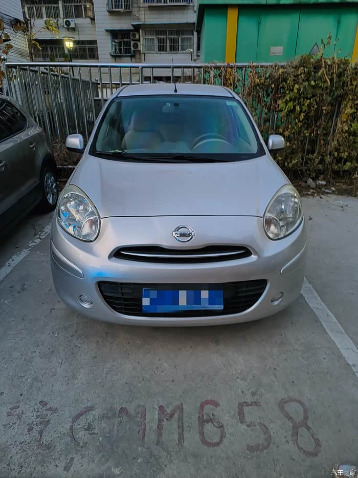 安徽蚌埠出售自动挡5万公里玛驰