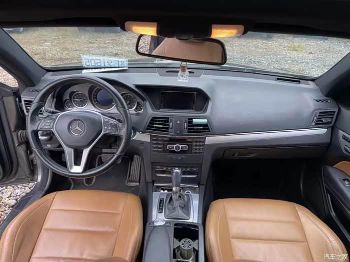 14年进口奔驰e200coupe两门四座轿跑版新车办好