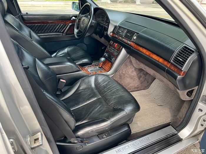 1993年虎头奔w140 s500 最经典搭配银色黑内少有