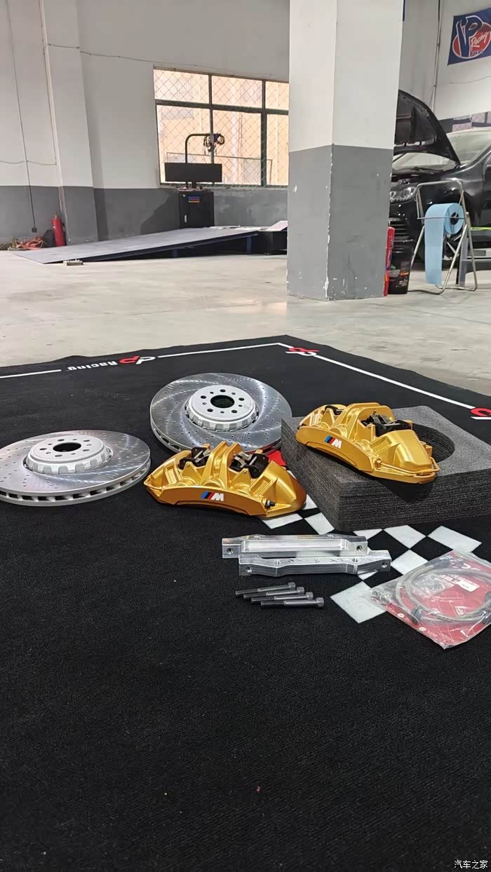宝马mp款6活塞刹车4xxx出被鸽前轮一套配brembo