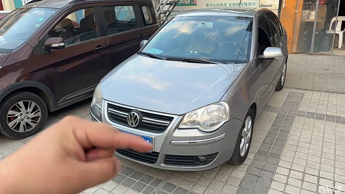 【图】本人第一辆车,2011年4月份的车,最后一批老款工艺的pol_polo