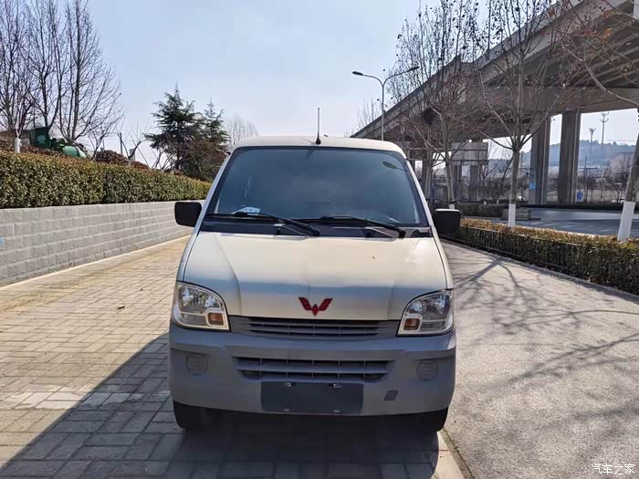 出售15年五菱之光