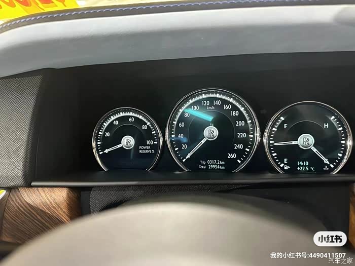 出19款劳斯莱斯库里南29万公里