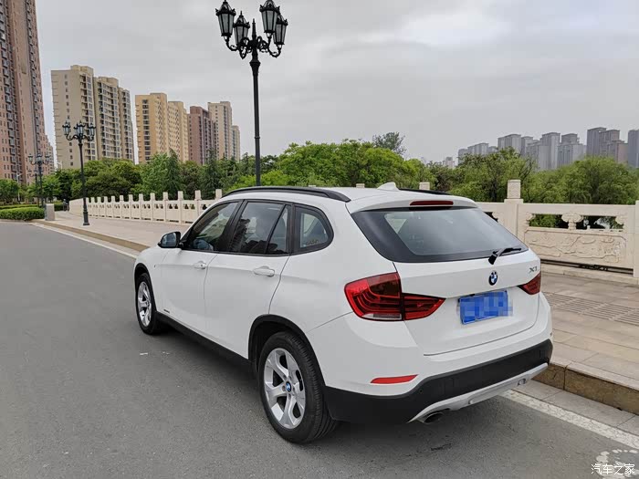 12年底的进口宝马x1,全身原漆,极品,明盘4.3万