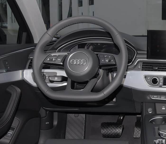 出原厂22年a4l平底方向盘带总成