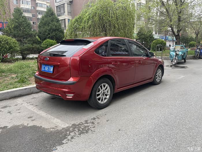 08年经典福克斯 18万公里了 前几天换了个塔图的气门盖 加