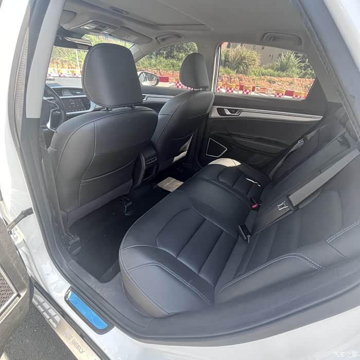 2018年12月 吉利帝豪gse臻尚型 私家一手车? 新