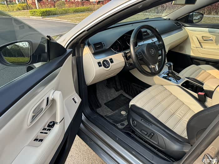 【图】11年进口大众cc3.6l四驱顶配版(指导价53.