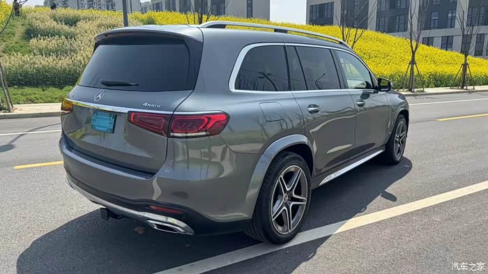 拿下21年9月奔驰gls450豪华加版高配一手