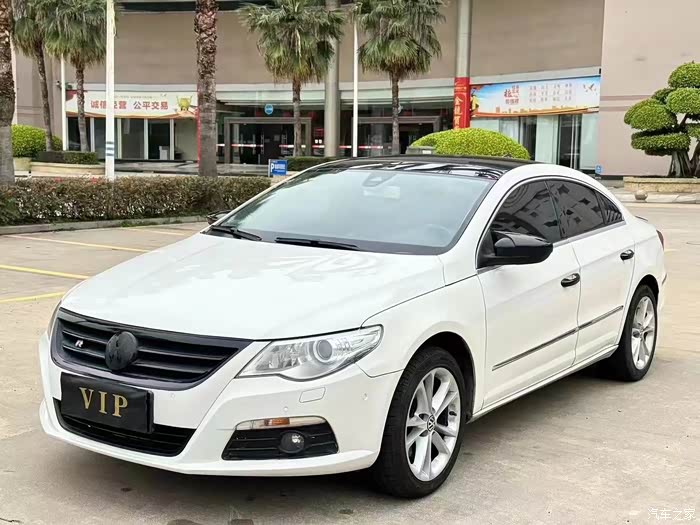 新到13年4月大众cc20t至尊版最顶配自适应巡航