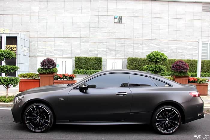 21款21年奔驰e53coupeamg30000公里