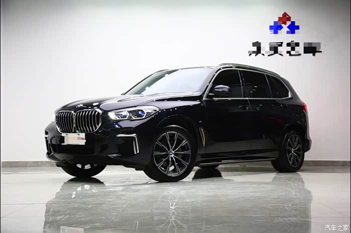 宝马x5l20t后排比进口版宽敞许多改款
