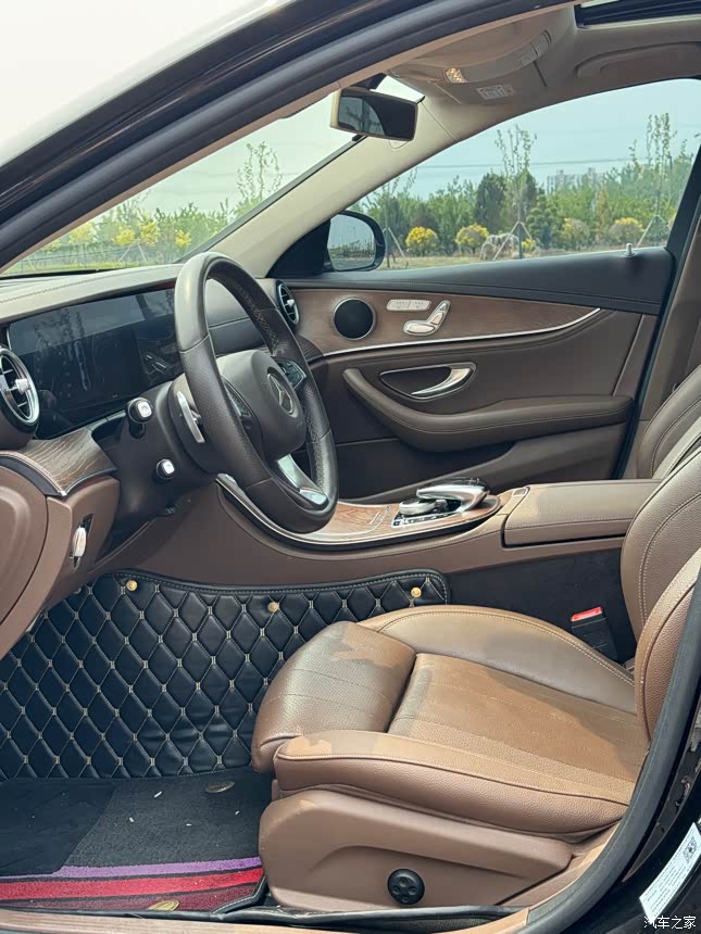 18年奔驰e200l 2.0t四驱,立标棕内,个人一手 22