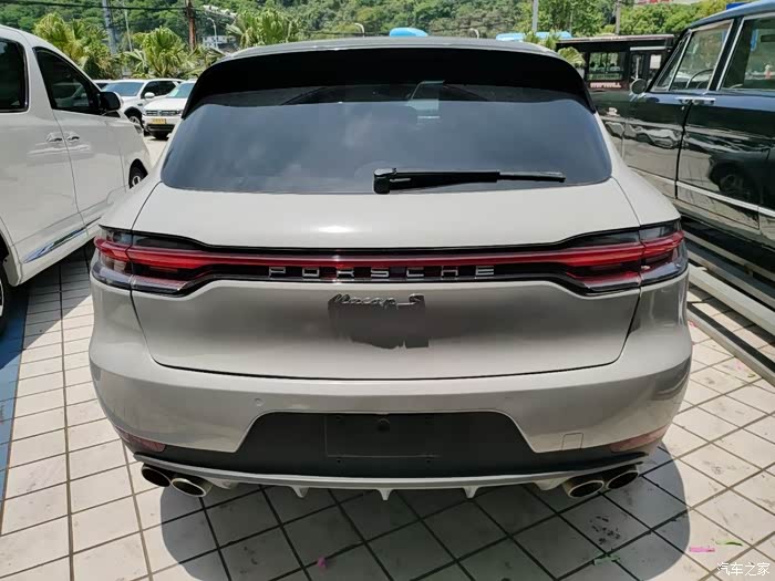 保时捷2017款macan s 3.0t 公里数4.8万