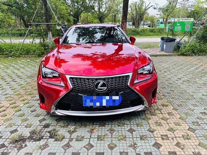 出17年雷克萨斯rc