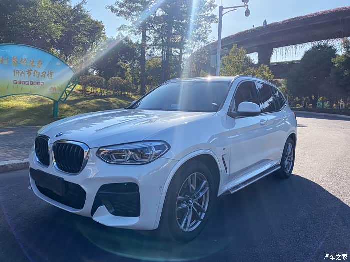 便宜出一台宝马x3私家一手车19年9月上牌跑了8万公里