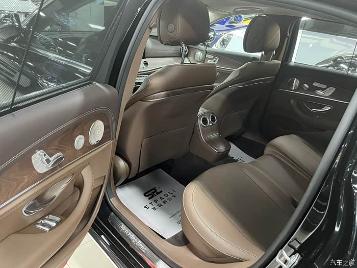 奔驰e300l豪华20t2021年安全行驶29000公