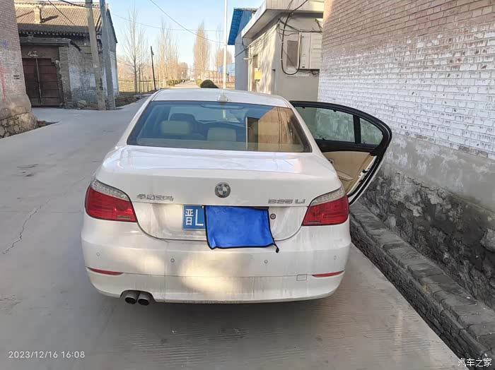 【图】宝马525 差几天09年,车况好 后排 后备箱空间大 舒服_宝马5系