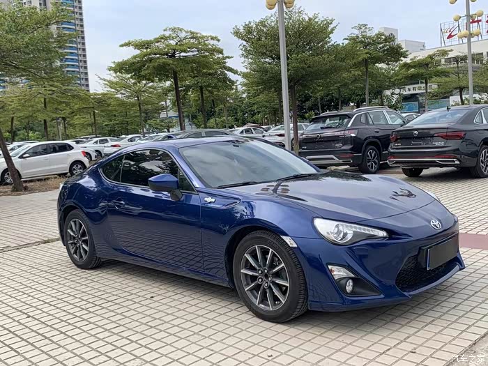 广西南宁出14年手动挡丰田86有做第三方无事故国四排放