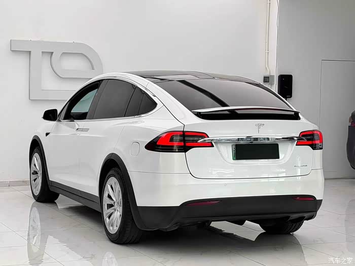 19款特斯拉modelx长续航19年12月上牌仅4