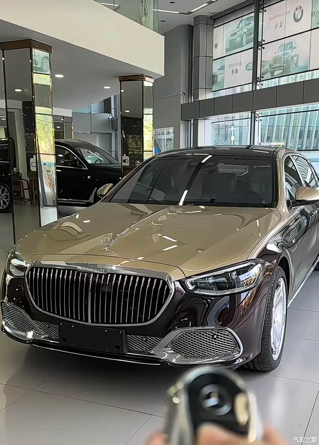 低调大佬专属迈巴赫s680