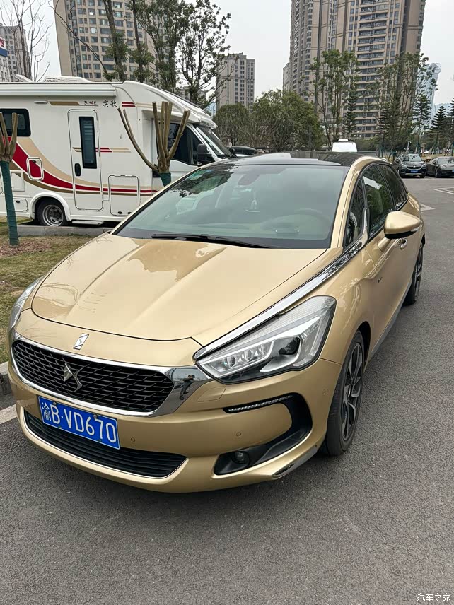 ds518t尊享版2016年上牌67万公里个人