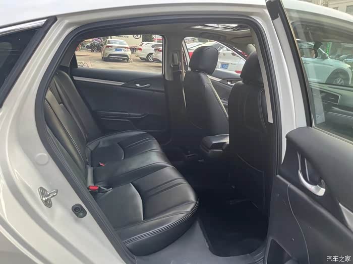 本田思域19款劲动版20年9月上牌排量15tcvt无级变