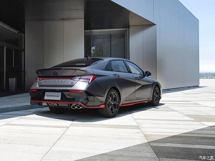 北京现代第七代伊兰特,年轻人值得拥有的第一辆座驾,外观时尚