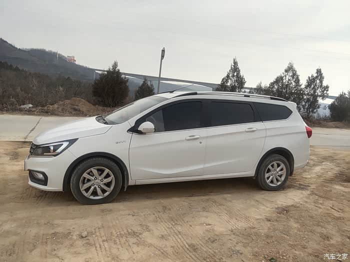 【图】19年五月310w,三万两千多公里,白色,个人一手,零事故,_宝骏310w