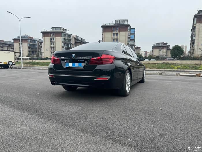 点击:>2|回复:>0宝马5系论坛>出一手16年上牌宝马525豪华设计套装>700