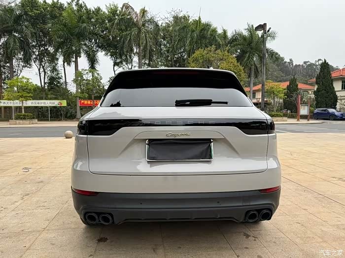 2438准21年保时捷卡宴20t混动四驱