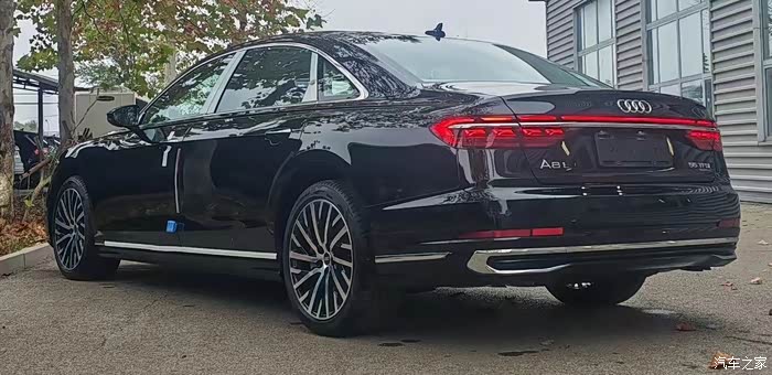 【图】a8 55tfsi 旗舰型 黑米 23年上牌 转让_奥迪a8论坛_汽车之家