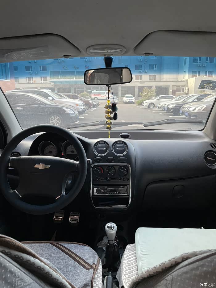 出售11年雪佛兰乐驰手动1.2排量最顶配个人一手,铁件原漆!