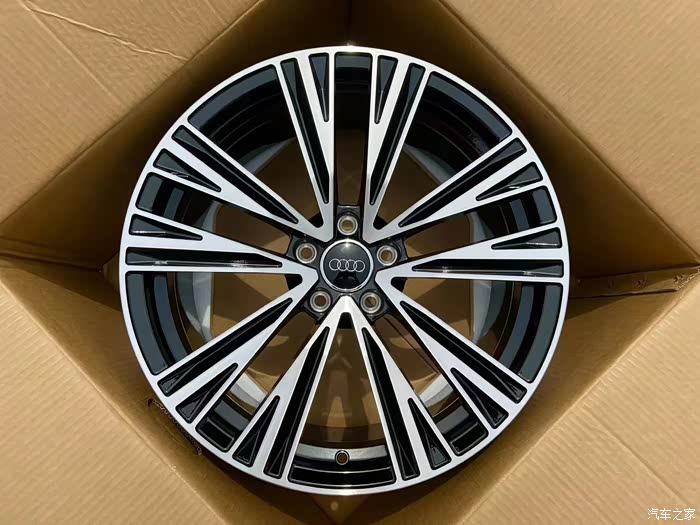 全新轮毂今天刚装上去太丑了适合奥迪a6有需要的朋友联