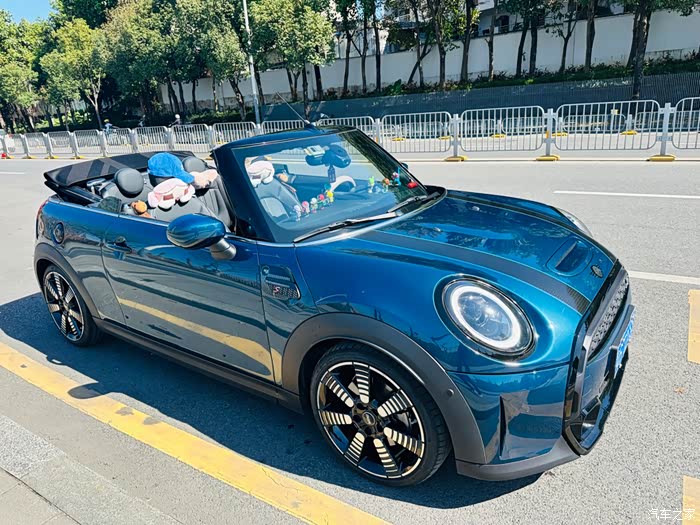 出小姐姐一手车minif57ssidewalk特别版本