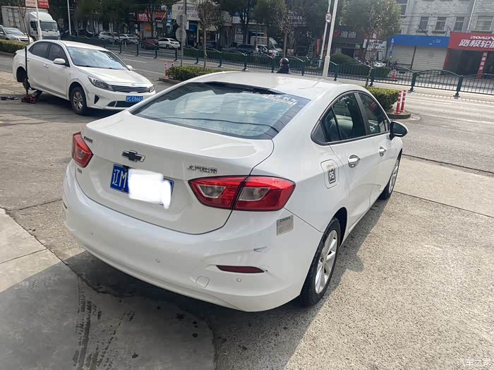 出一台18全新科鲁兹