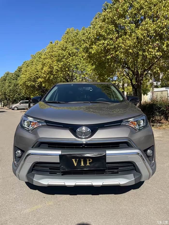 2019年10月上牌丰田荣放rav420手自一体8at